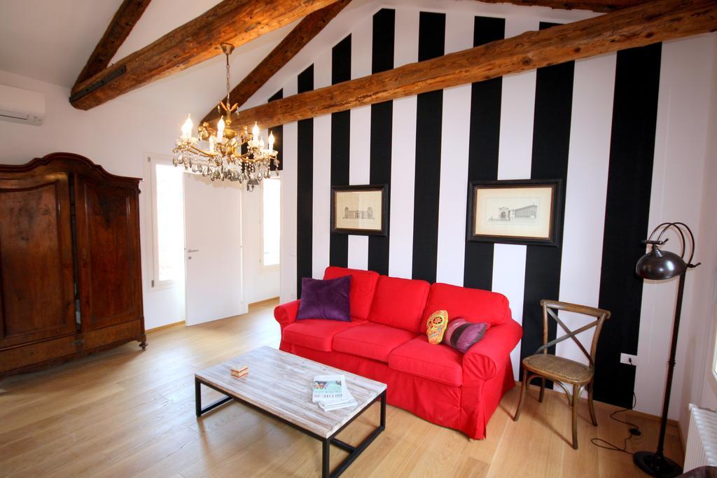 Terrazza Rialto Apartment Венеция Стая снимка