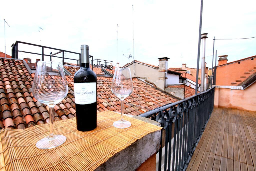 Terrazza Rialto Apartment Венеция Стая снимка